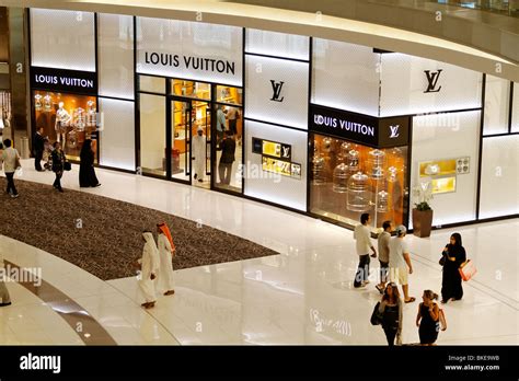 lv uae.